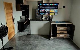 Casa confortável com Ar condicionado e TV